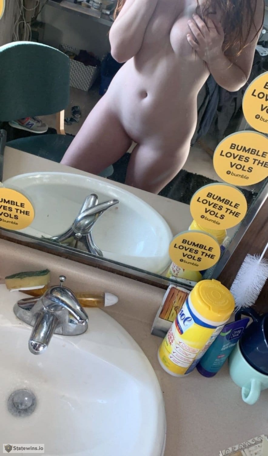 Sexy thic ginger slut from Michigan hugs tits - Photo 20