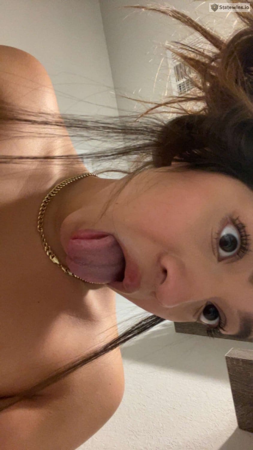 lovely latina whore - Photo 19