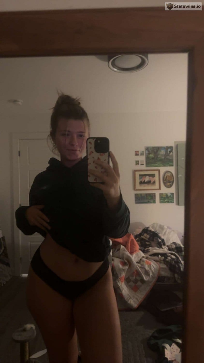 beautiful amateur gf Afton - Photo 12