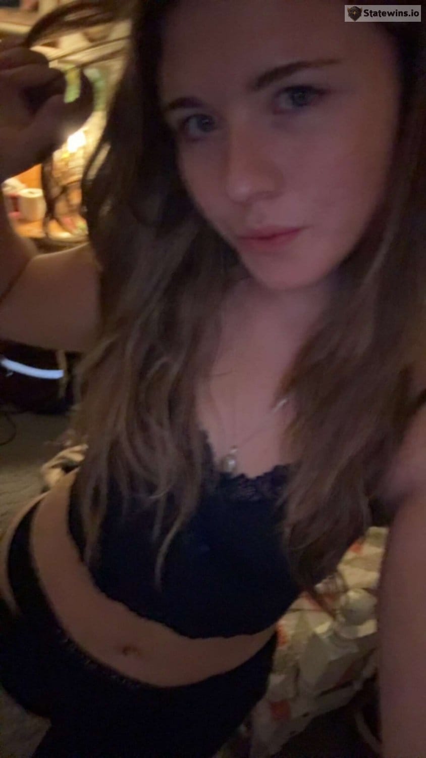 beautiful amateur gf Afton - Photo 14