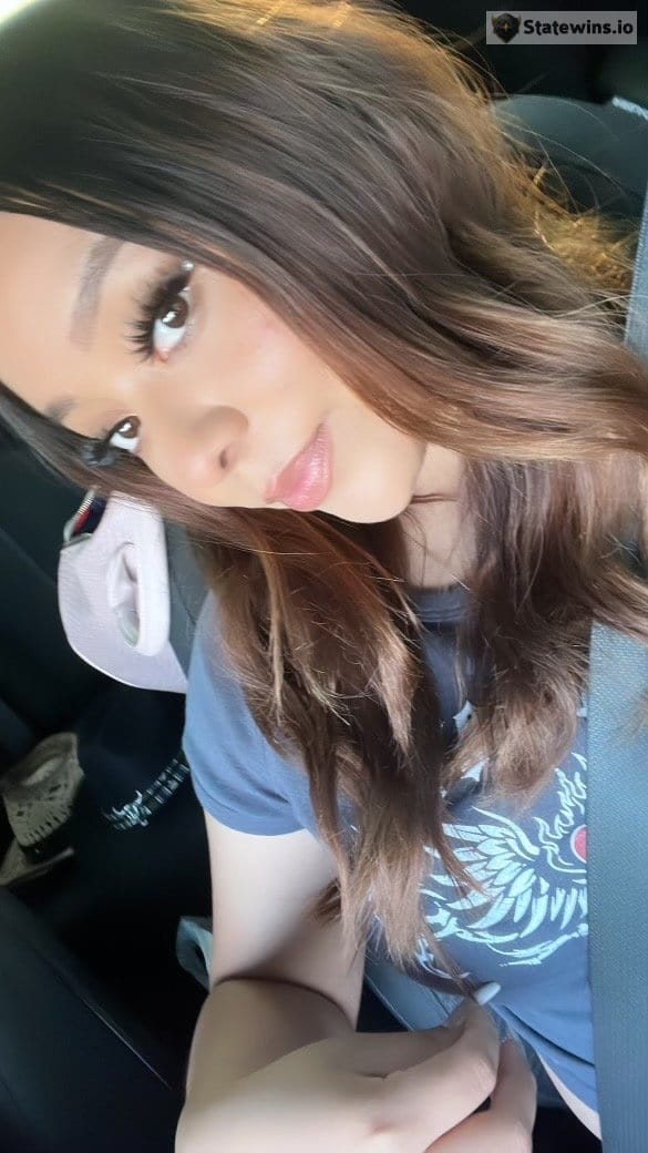 Thicc Latina Belen loves showing off that fat ass - Photo 2