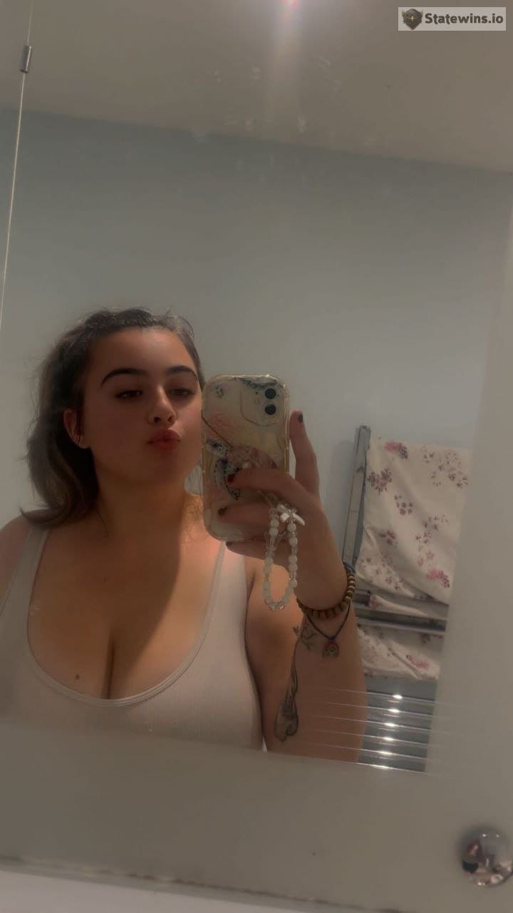 Bath slut gf Lily from the UK - Photo 19