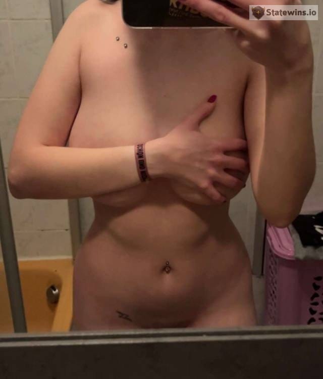 stupid slut gf Laura – MILF in the making - Photo 8