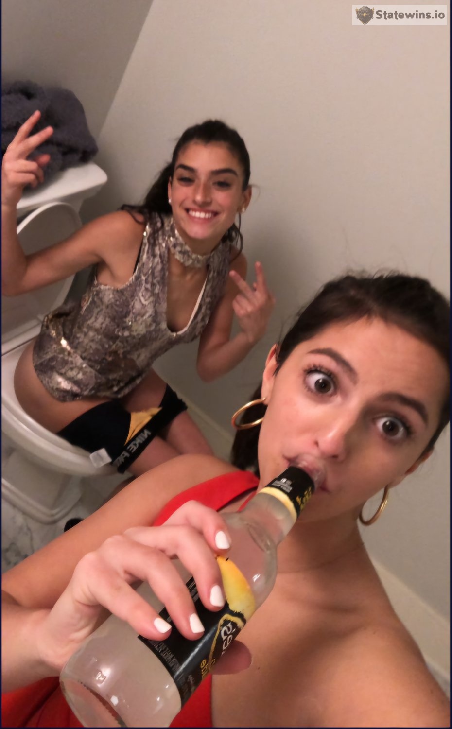Baddie college brunette has a twin 18+ - Photo 5