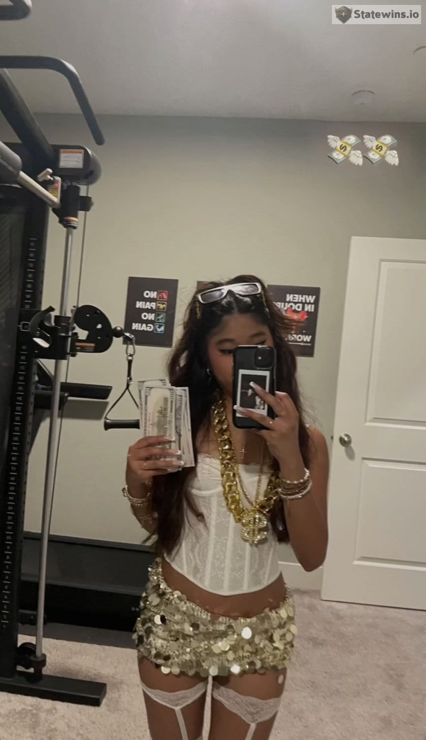 ABG teen leaked caught cheating sending nudes (DM for more leaks) - Photo 1